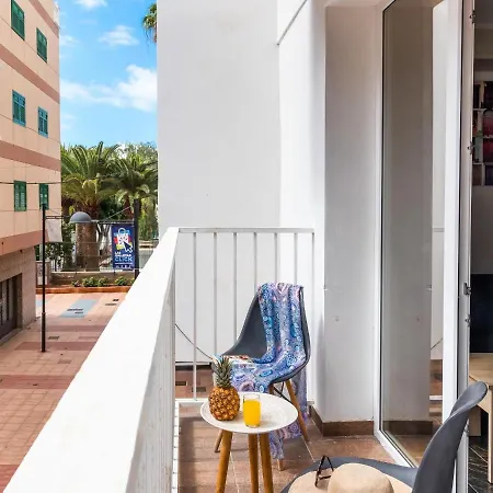 1b Sofia Close Services Sea, Wifi! Apartmán *